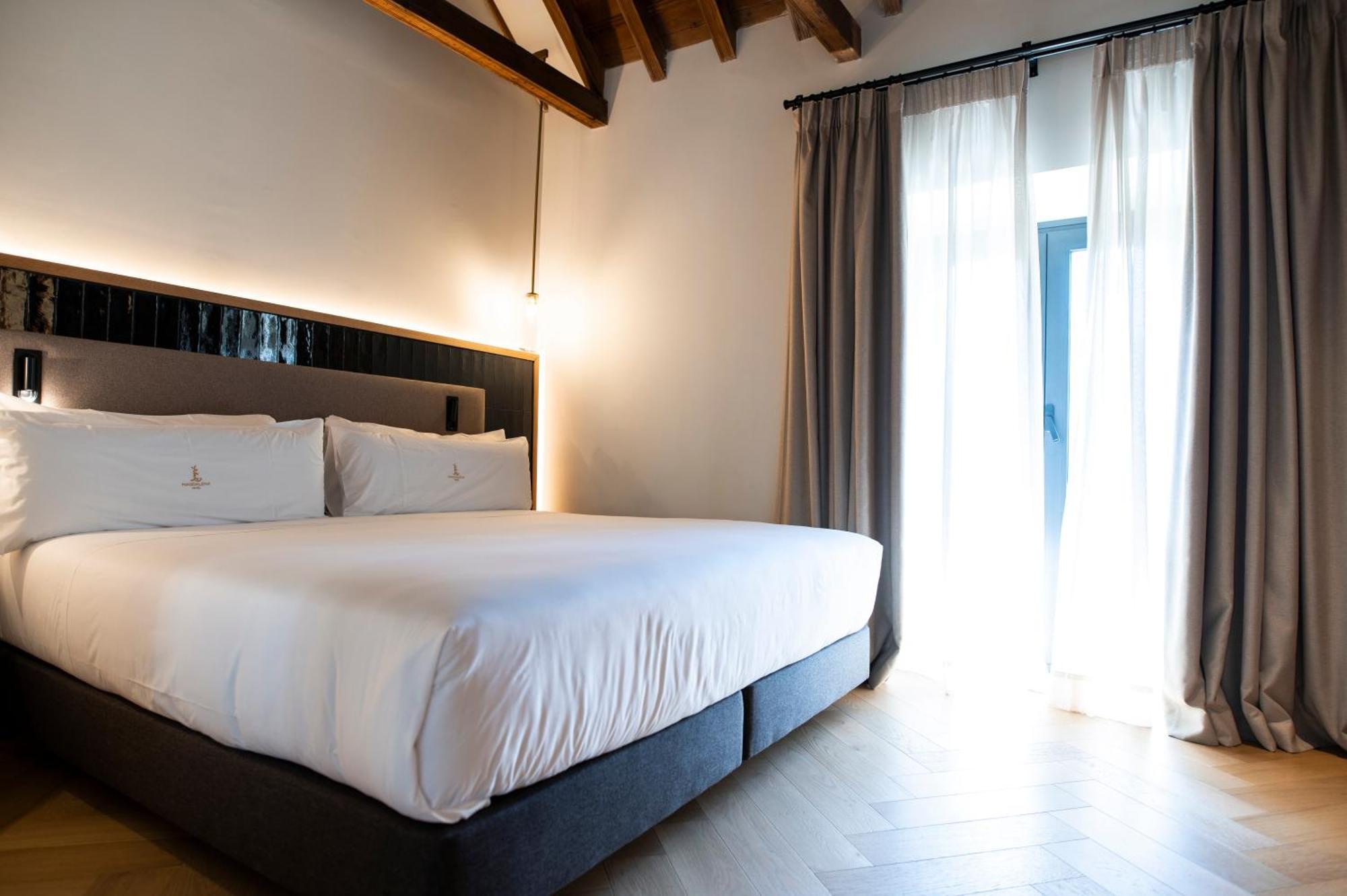 Legado Magdalena Hotel Seville Ngoại thất bức ảnh