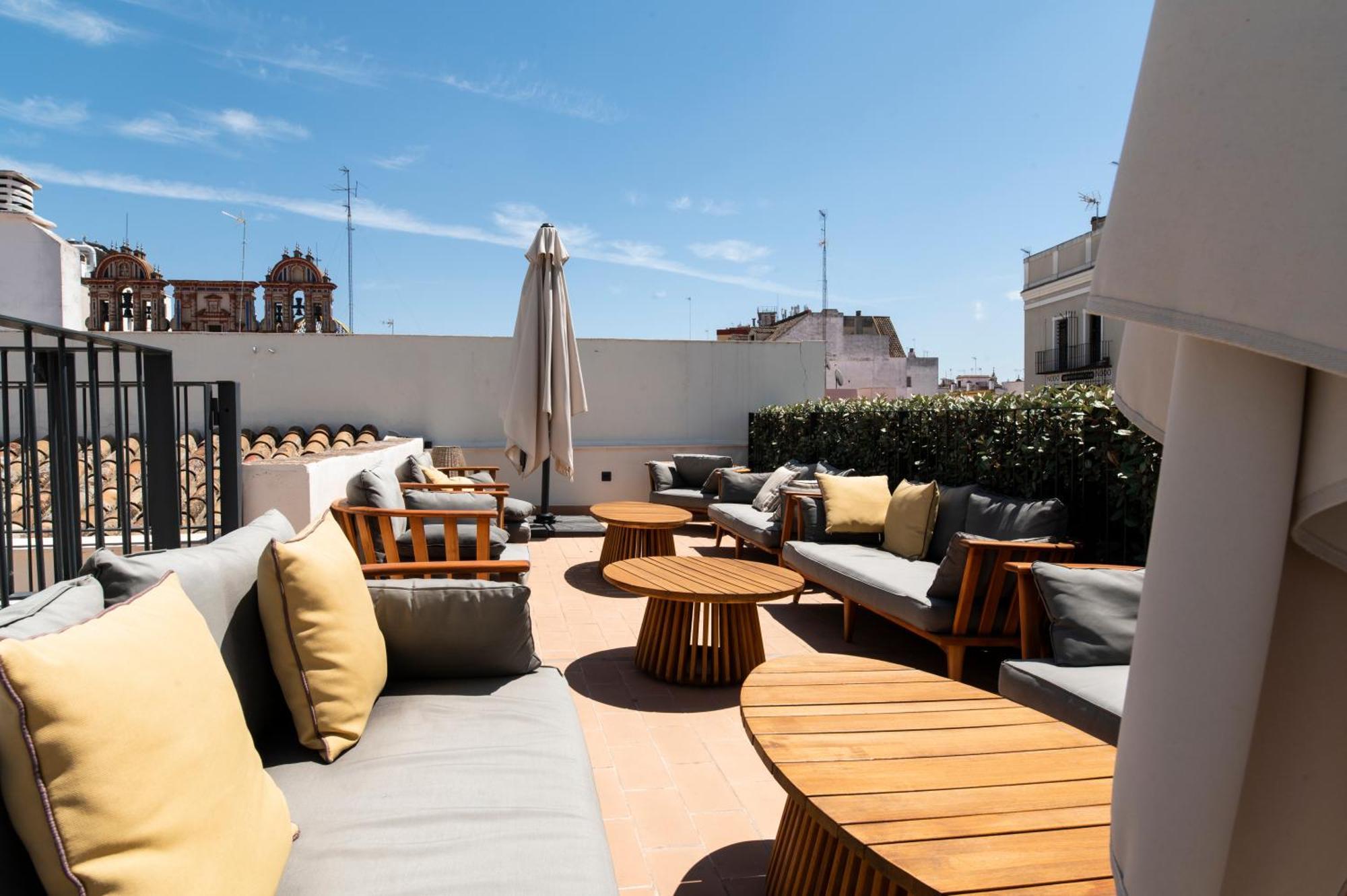 Legado Magdalena Hotel Seville Ngoại thất bức ảnh